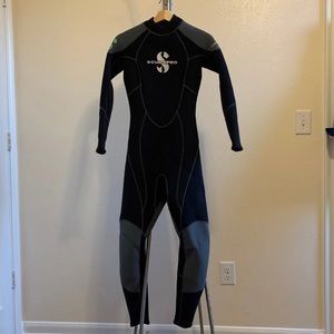 Scubapro 3mm Diving Wetsuit Small NWOT